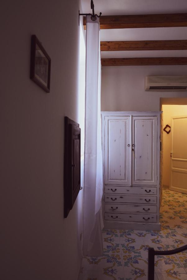 B&B Antico Palmento Lípara Exterior foto